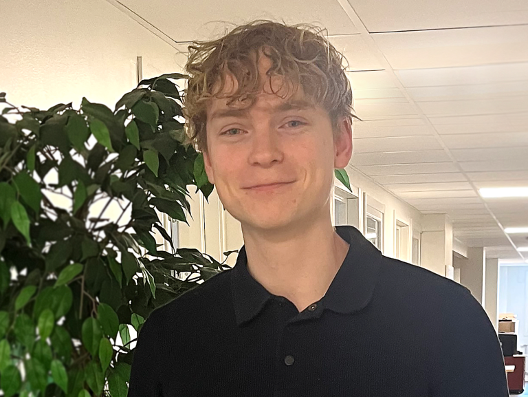 Mattias Holm